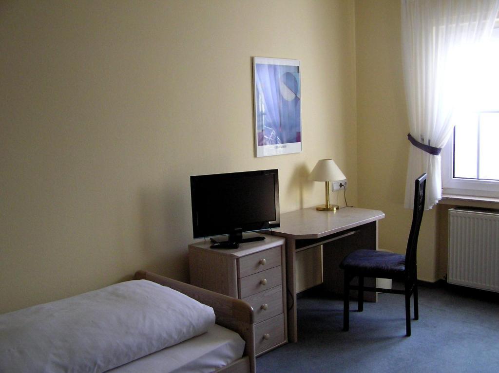 Hotel Pfaffenhof Lich Habitación foto