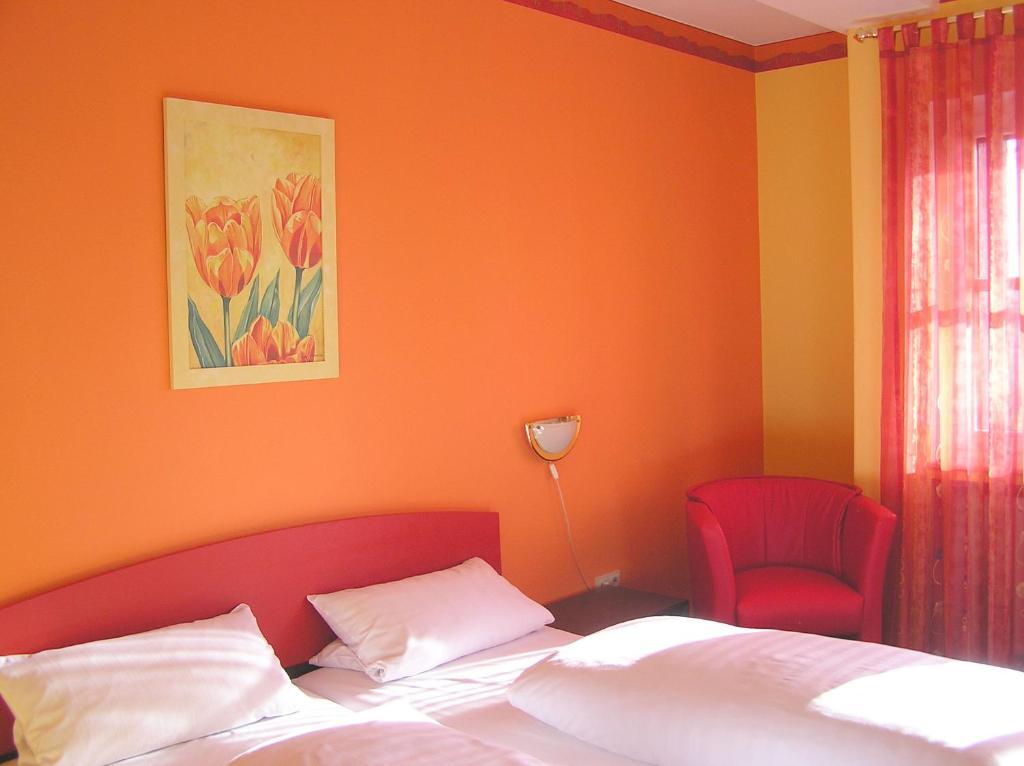Hotel Pfaffenhof Lich Habitación foto